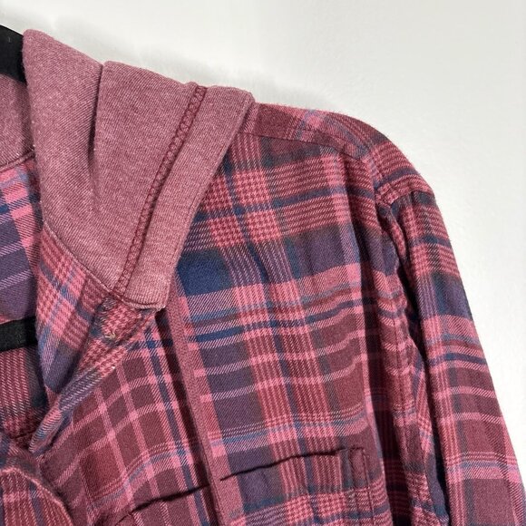 American Eagle Women S Burgundy Plaid Distressed Cropped Hooded Flannel Shirt - Picture 9 of 15